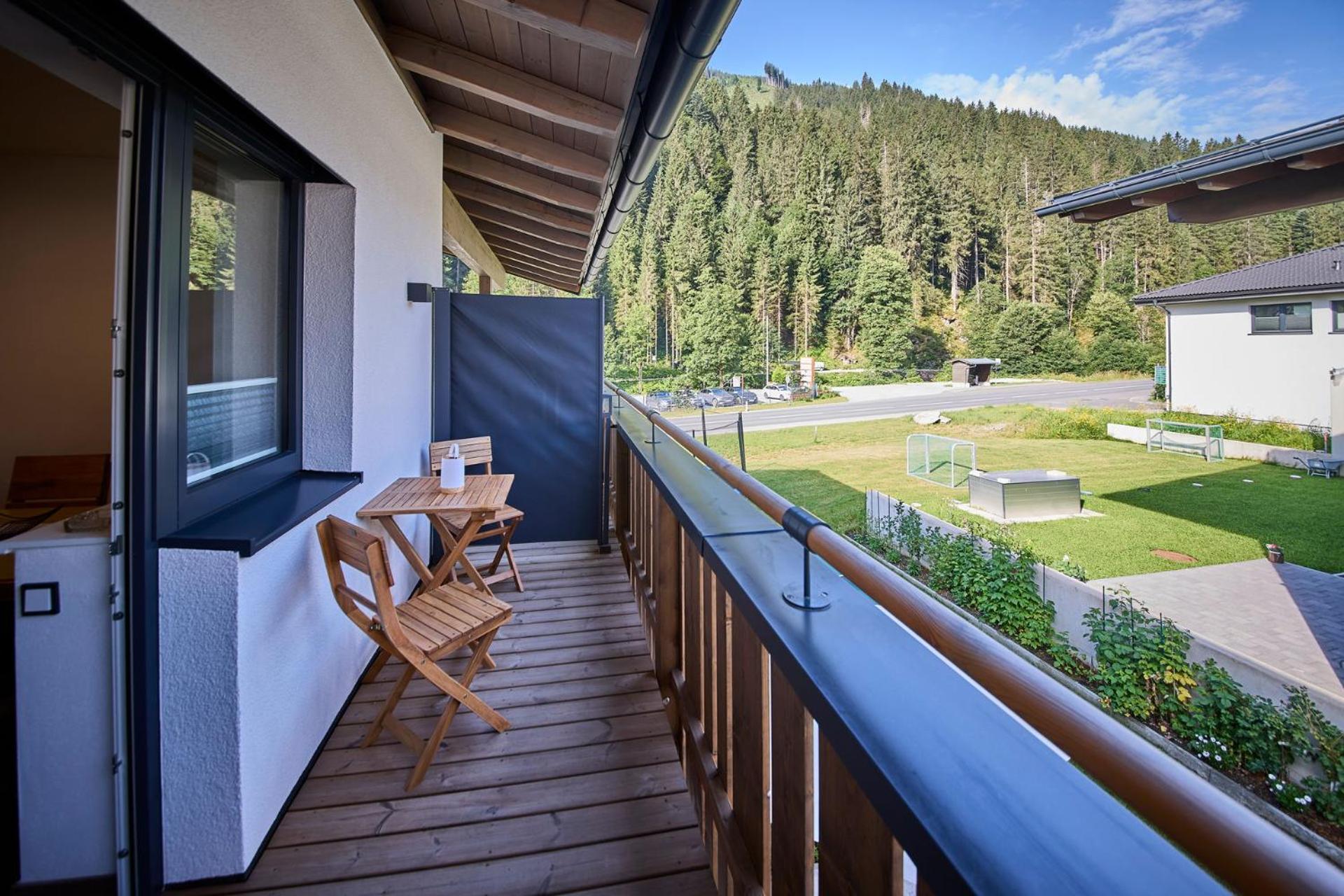 Haus Joan - Apartments Saalbach-Hinterglemm Zewnętrze zdjęcie