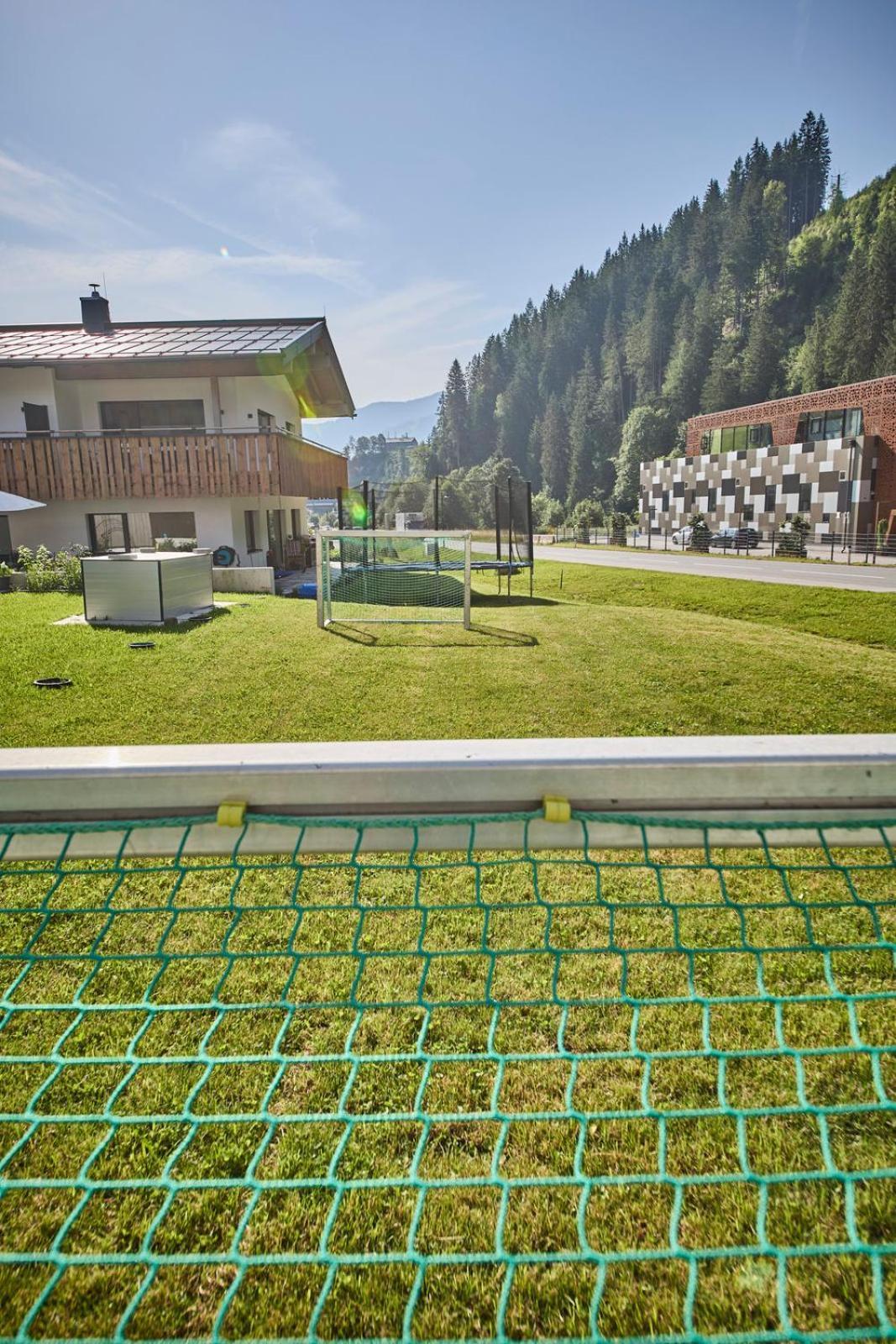Haus Joan - Apartments Saalbach-Hinterglemm Zewnętrze zdjęcie